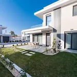 Nefeli & Nefeli Luxury Residential Complexes Апартаменты