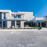 Nefeli & Nefeli Luxury Residential Complexes Апартаменты Офринио