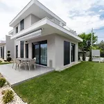 Nefeli & Nefeli Luxury Residential Complexes Апартаменты