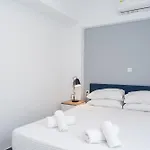Nefeli & Nefeli Luxury Residential Complexes Апартаменты Офринио