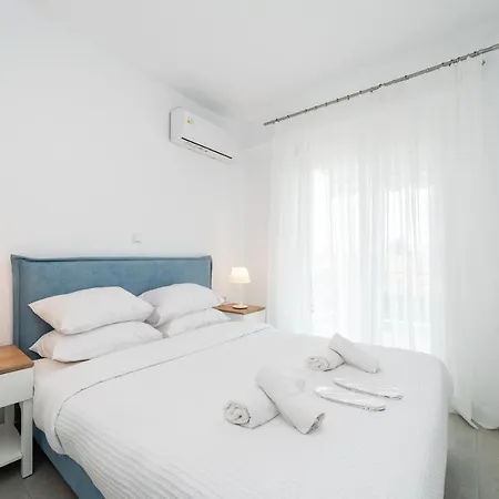 Nefeli & Nefeli Luxury Residential Complexes * Ofrínion