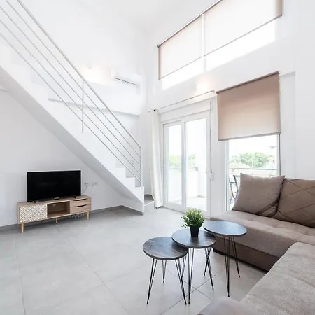 Nefeli & Nefeli Luxury Residential Complexes Ofrínion