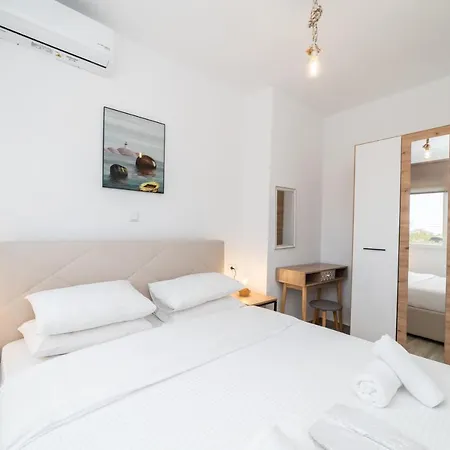 Nefeli & Nefeli Luxury Residential Complexes Apartment Ofrinion