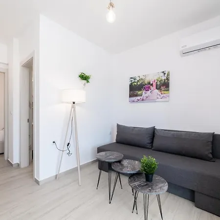 Apartment Nefeli & Nefeli Luxury Residential Complexes Ofrínion