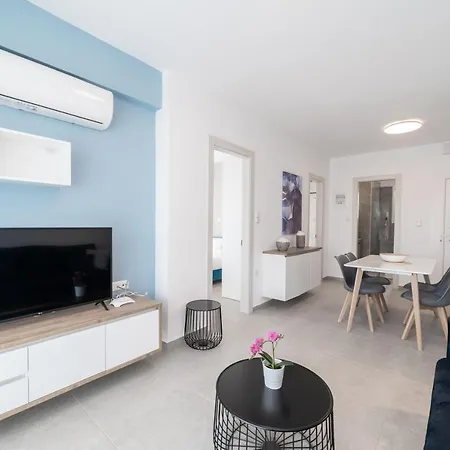 Nefeli & Nefeli Luxury Residential Complexes Apartment Ofrínion