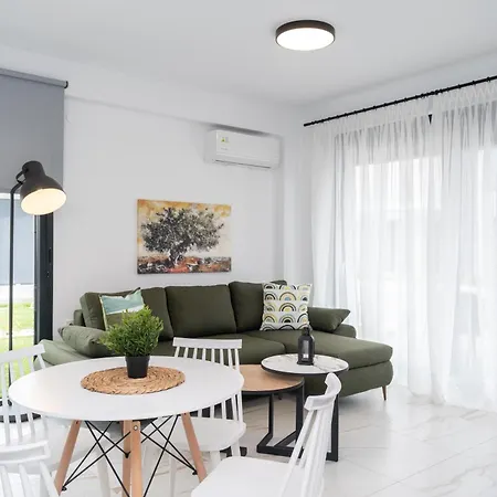 Nefeli And Nefeli Residential Complexes * Οφρύνιο