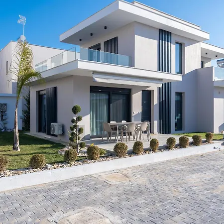 Nefeli And Nefeli Residential Complexes * Οφρύνιο