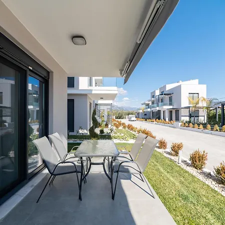 Nefeli And Nefeli Residential Complexes Διαμέρισμα Οφρύνιο