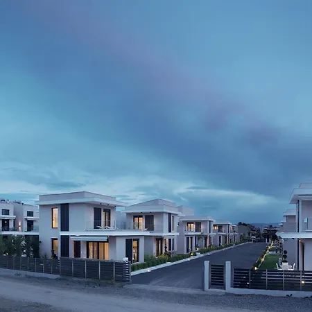 Nefeli & Nefeli Luxury Residential Complexes Apartment