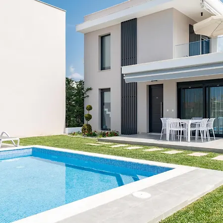 Nefeli & Nefeli Luxury Residential Complexes Ofrinion