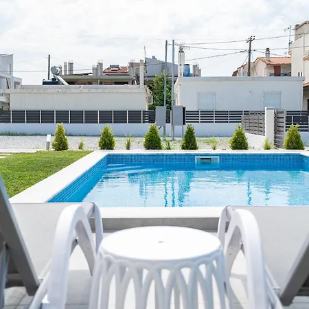 Nefeli & Nefeli Luxury Residential Complexes Apartment