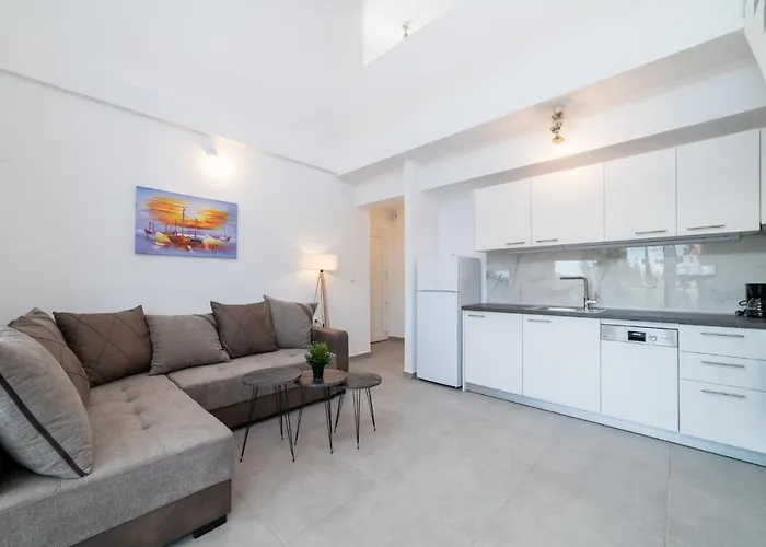 Nefeli & Nefeli Luxury Residential Complexes * Ofrínion