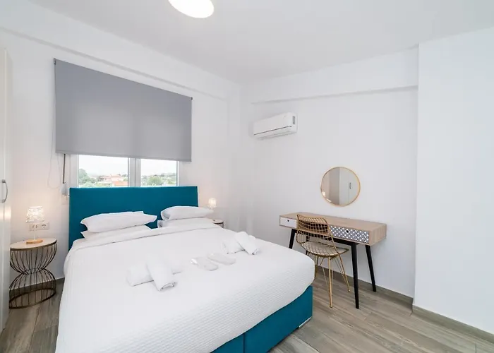 公寓 Nefeli & Nefeli Luxury Residential Complexes Ofrínion