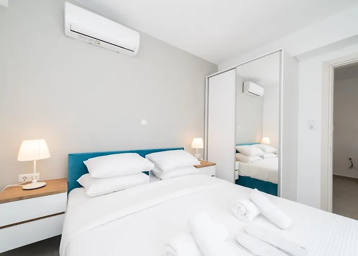 Nefeli & Nefeli Luxury Residential Complexes * Ofrínion