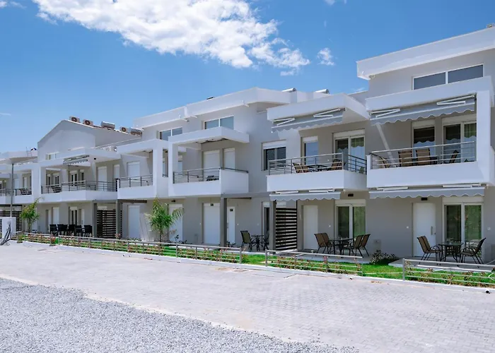 Nefeli & Nefeli Luxury Residential Complexes Ofrínion