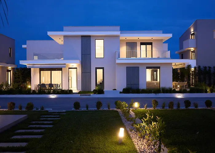 Nefeli & Nefeli Luxury Residential Complexes * Ofrínion